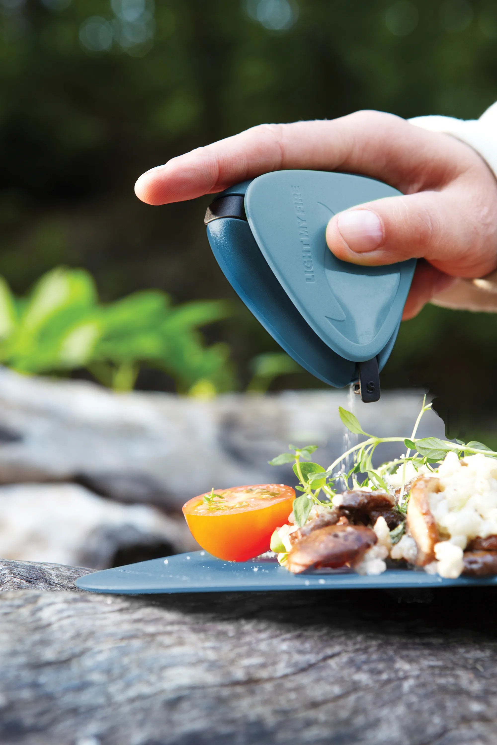 Salt&Pepper plus BIO - 2 in 1 pepper and salt shaker for camping