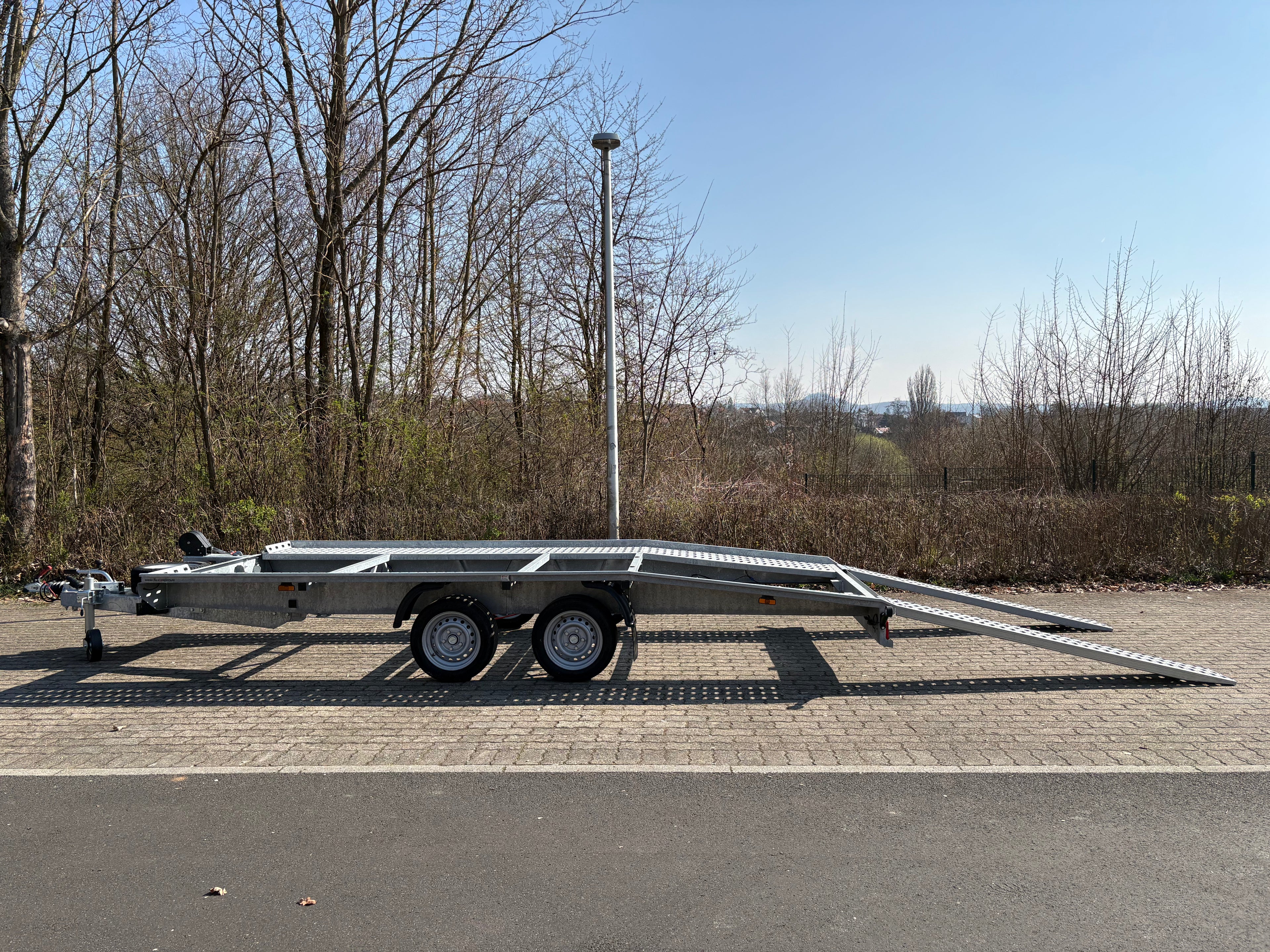 Besttrailers KFZ-Transport Anhänger zur Miete