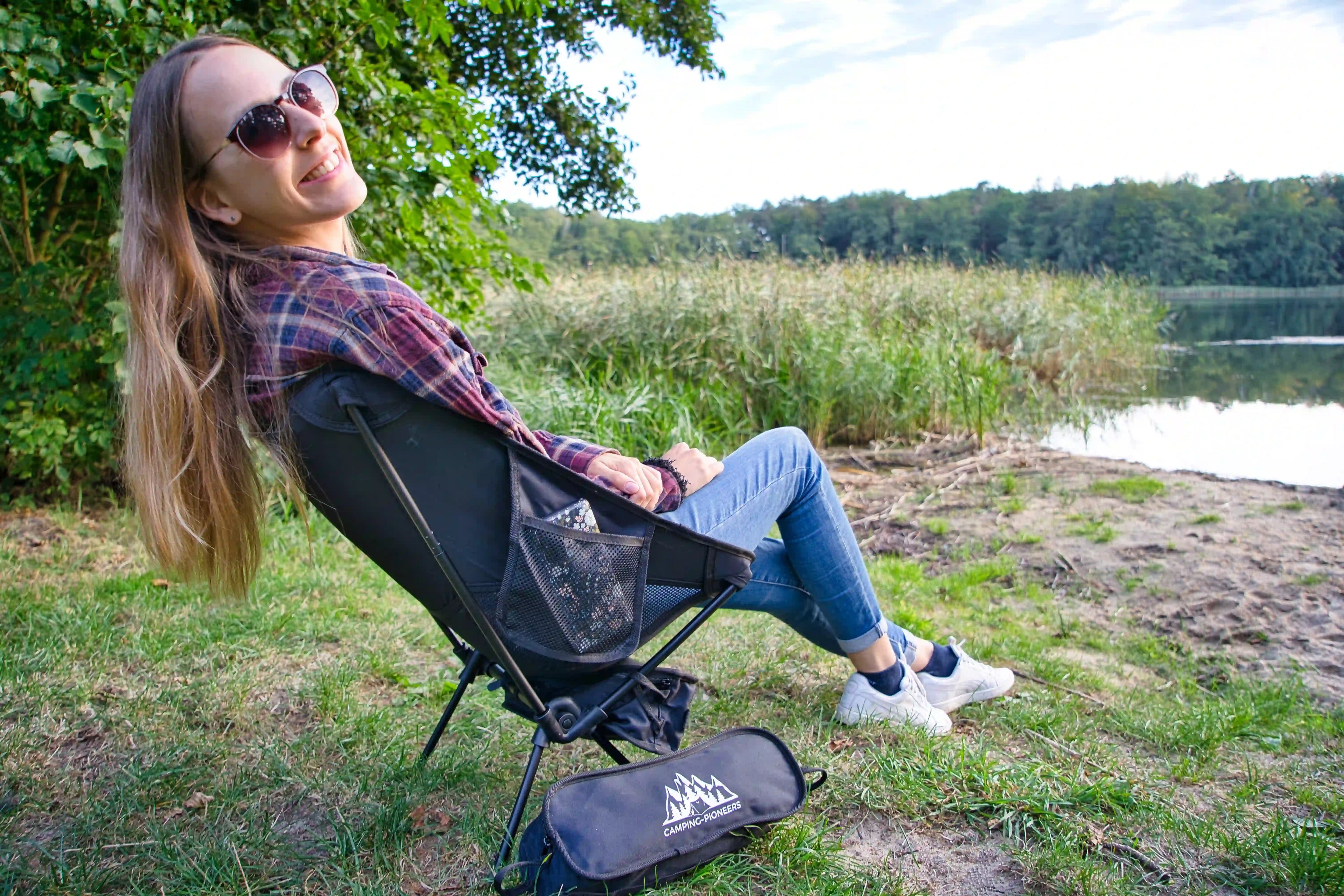 Kompakter Campingstuhl "Smart Pioneer" - Geringes Packmaß mit viel Stauraum