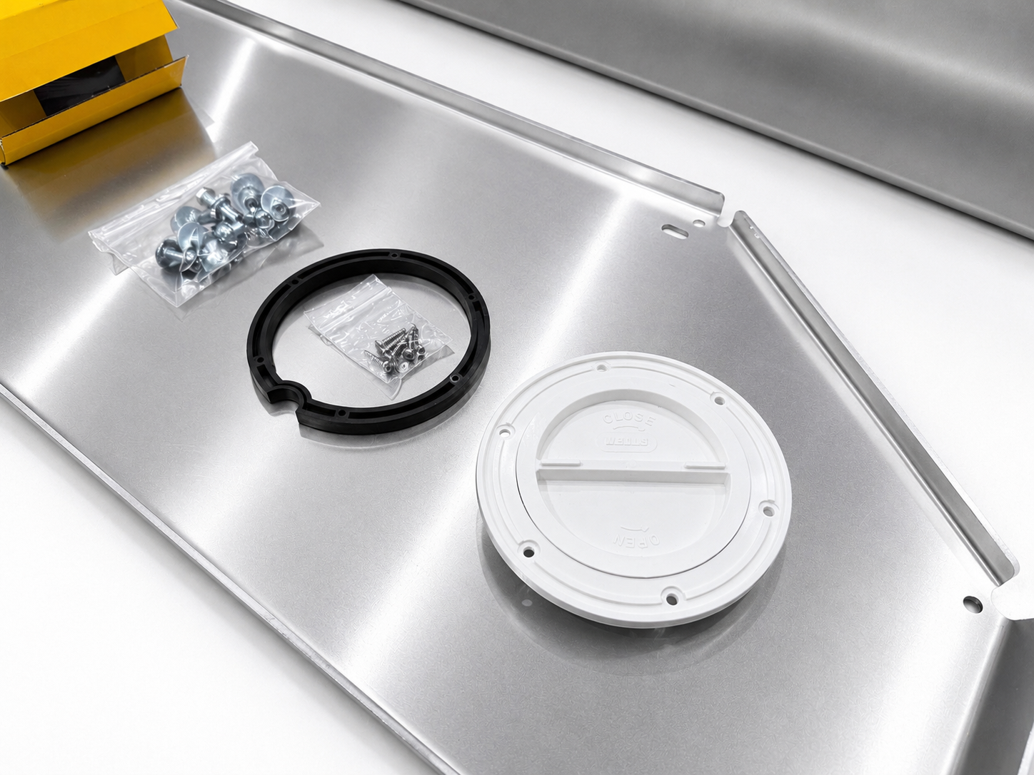 Wassertank 70 l  Unterflur aus Aluminium Fahrerseite - Abwasser für MAN TGE VW Crafter ab 2017