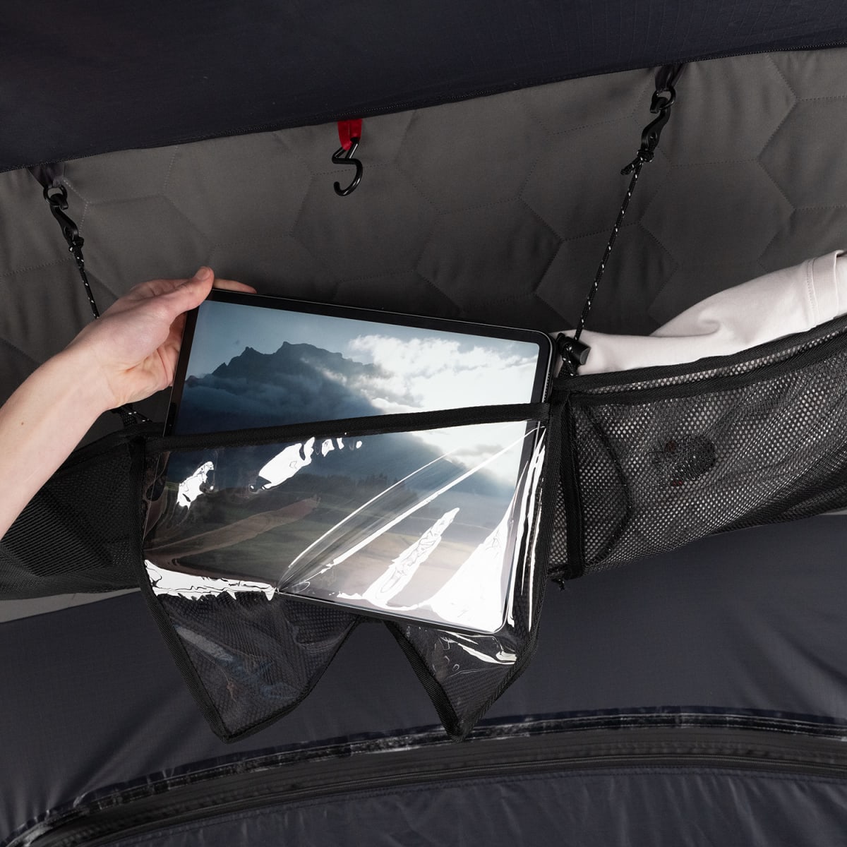 qeedo Freedom Roof Organizer