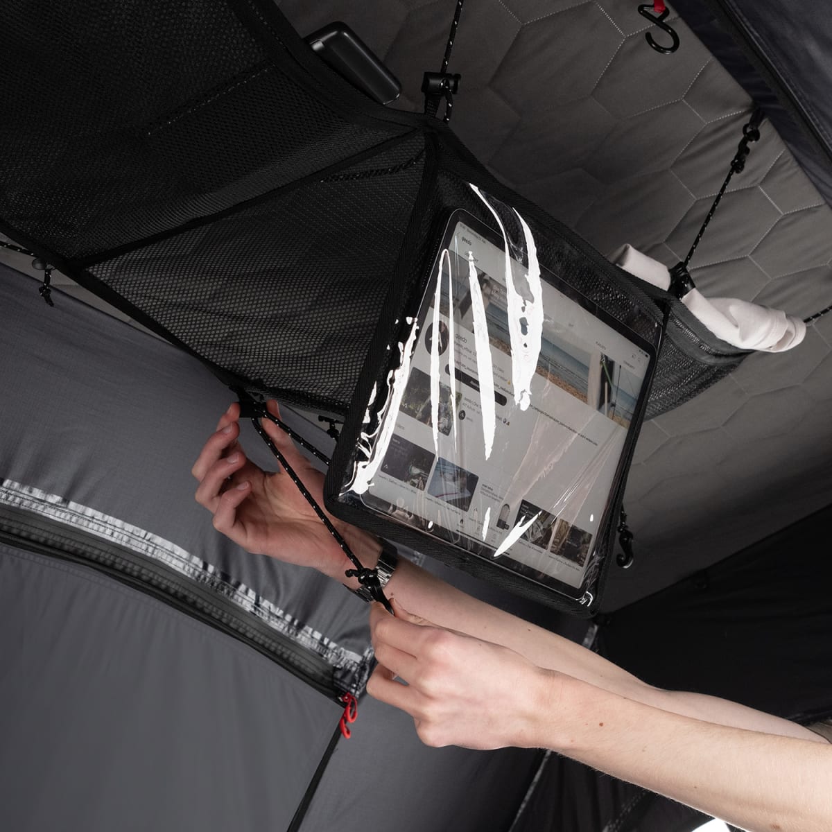 qeedo Freedom Roof Organizer